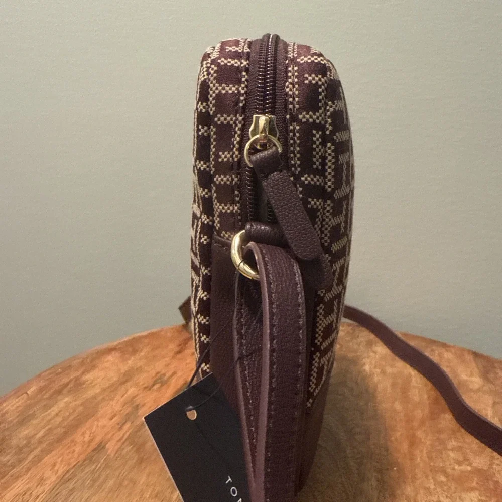 Tommy Hilfiger Women's‎ Crossbody Bag With Logo Maroon New